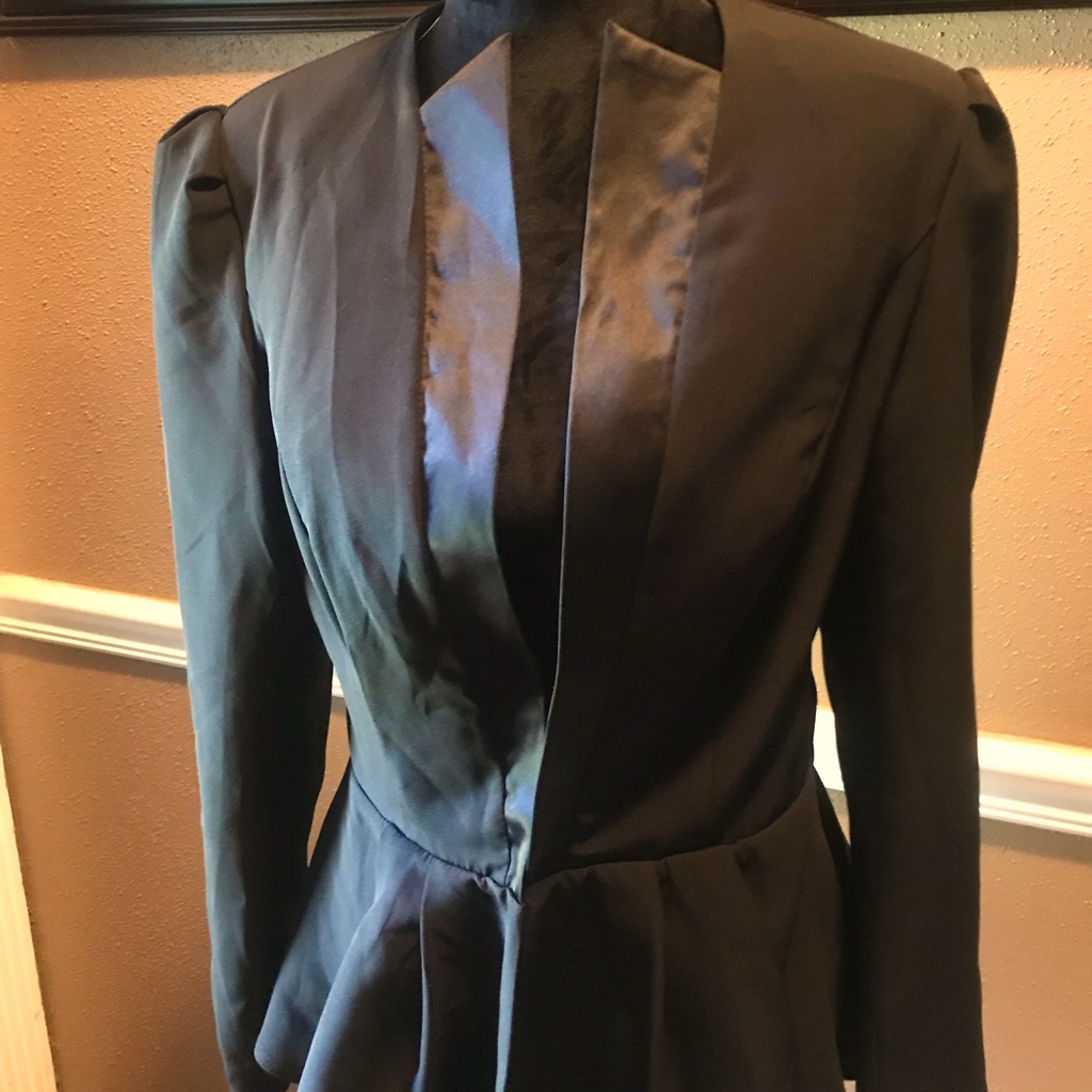 Elagia Luxury Blazer